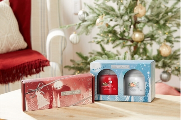 Aromatinės žvakė Yankee Candle Christmas gift set of tea lights and candle holder