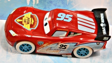 CDN68 / CDN67 Mattel Disney Cars Lightning McQueen Большая машинка из фильма Тачки 2