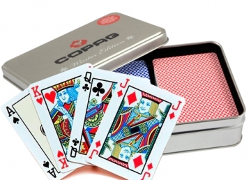 Copag Winter Edition dvi kortų kaladės specialioje dėžutėje