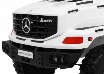 Dvivietis elektromobilis Mercedes-Benz Zetros, baltas