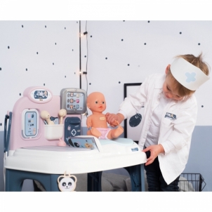 Gydytojo priežiūros rinkinys su lėle ir priedais 27 vnt. | Baby Care Centrum | Smoby 240300