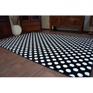 Juodas kilimas su baltais taškeliais SKETCH | 180x270 cm Ковры для комнаты