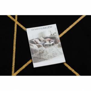 Juodos spalvos kilimas su aukso akcentais EMERALD | 240x330 cm 