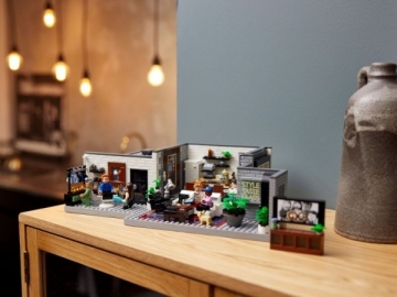 Konstruktorius 10291 LEGO Creator Expert Queer Eye – The Fab 5 Loft