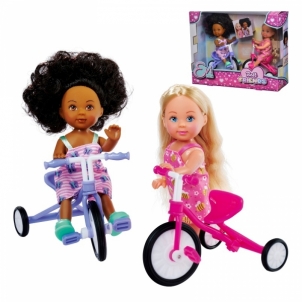 Lėlė Evi su drauge ant dviračių