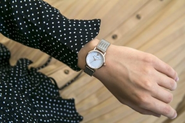 Женские часы Emily Westwood Classic EAK-4014
