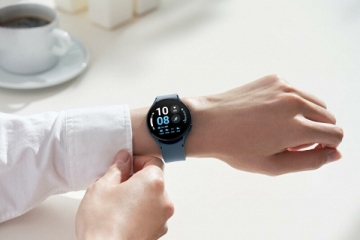 Sieviešu pulkstenis Samsung Samsung Galaxy Watch5 44 mm LTE SM-R915FZAAEUE šedé