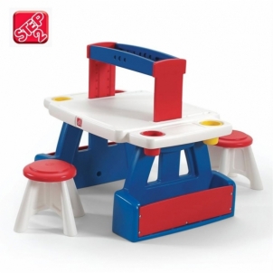 Vaikiškas dailės stalas - Step2