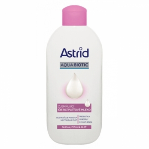 Valomasis pienelis Astrid Soft Skin Soothing Cleansing Milk 200 ml Veido valymo priemonės