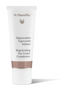 Veido cream Dr. Hauschka (Regenerating Day Cream) Balance 40 ml Creams for face