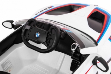 Vienvietis elektromobilis BMW M6 GT3, baltas