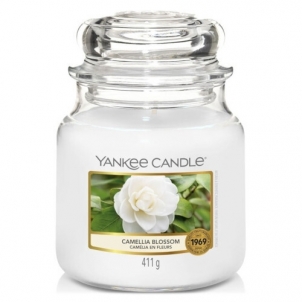 Yankee Candle Aromatic candle Classic medium Camellia Blossom 411 g Mājas smaržas