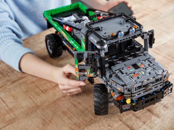 Konstruktorius LEGO 42129 Technic 4x4 Mercedes-Benz Zetros Trial Truck Toy paveikslėlis 5 iš 6