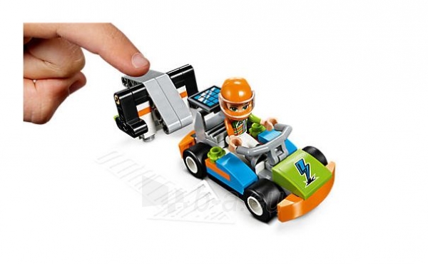 Konstruktorius Lego Friends 41350 Spinning Brushes Car Wash paveikslėlis 4 iš 5