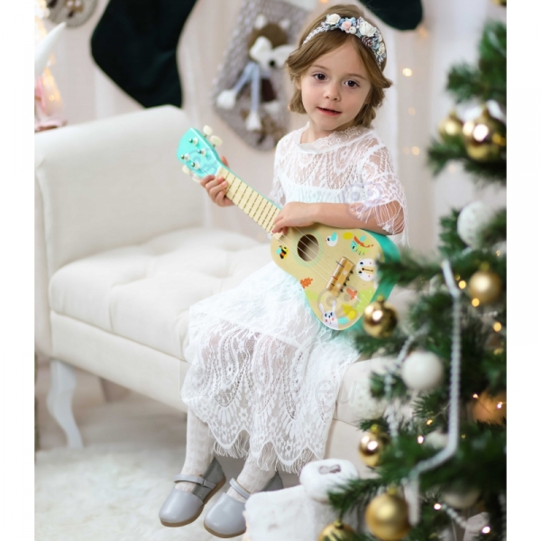 Medinė vaikiška gitara - Tooky Toy paveikslėlis 7 iš 11