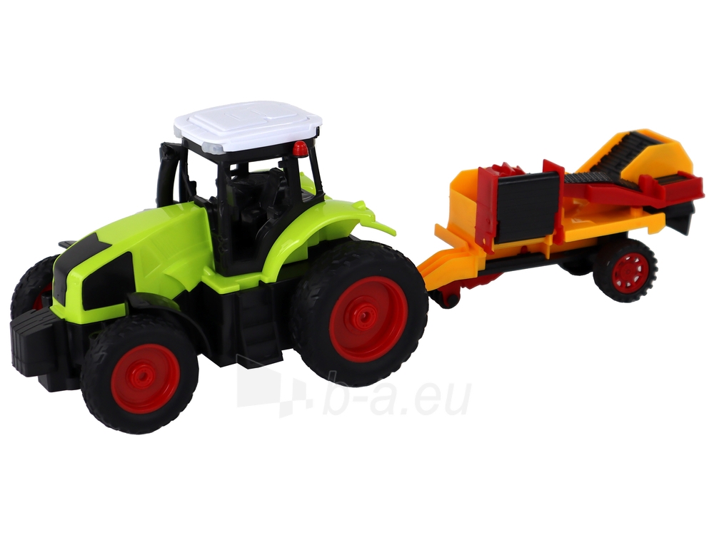 Nuotoliniu būdu valdomas traktorius su priekaba, 1:16 paveikslėlis 7 iš 7