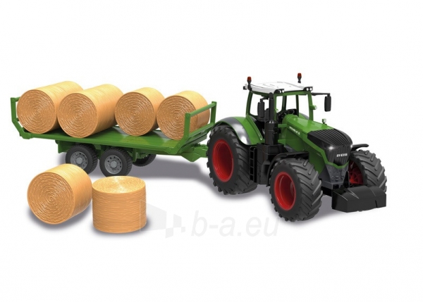 Nuotoliniu būdu valdomas traktorius su priekaba ir šieno rulonais paveikslėlis 4 iš 4