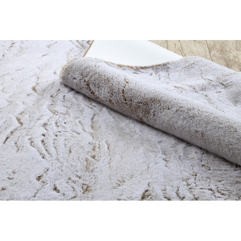 Smėlio spalvos kailio imitacijos kilimas LAPIN | 180x270 cm paveikslėlis 12 iš 16