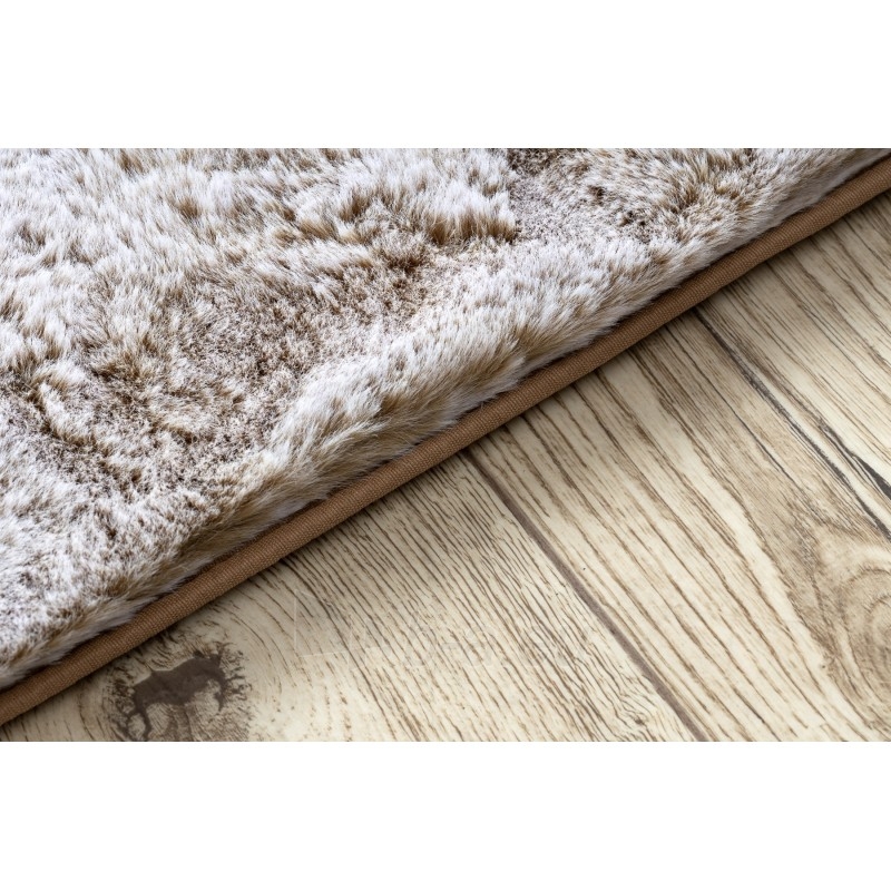 Smėlio spalvos kailio imitacijos kilimas LAPIN | 180x270 cm paveikslėlis 8 iš 16