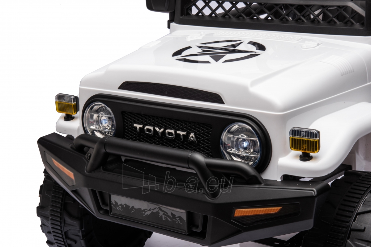 Toyota FJ Cruiser vienvietis elektromobilis, baltas paveikslėlis 6 iš 14